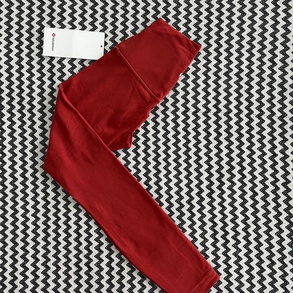 NWT Cayenne Align Pant 25" - Picture 2 of 8